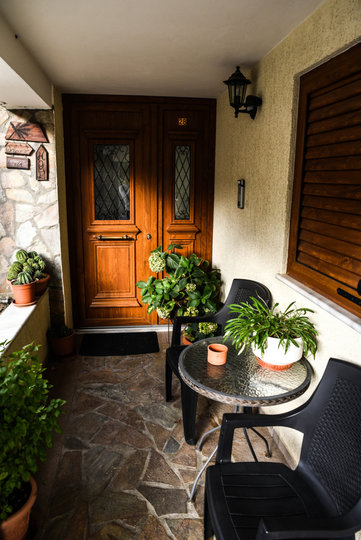 You and Your Family will love this Villa close to the beautiful town of Limassol, Limassol Villa 1003