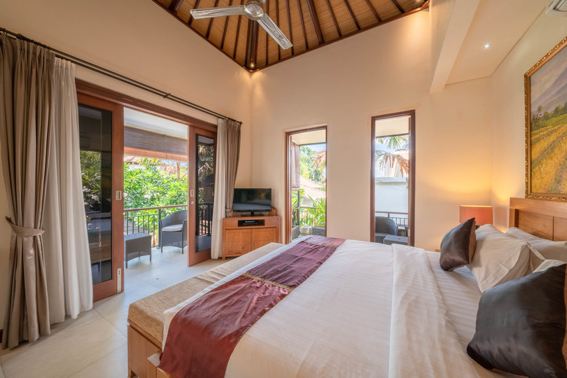 Imagine Your Family Renting a Luxury 3 Bedroom Holiday Villa Close to Kabupaten Badung Double Six Beach, Bali Villa 2105