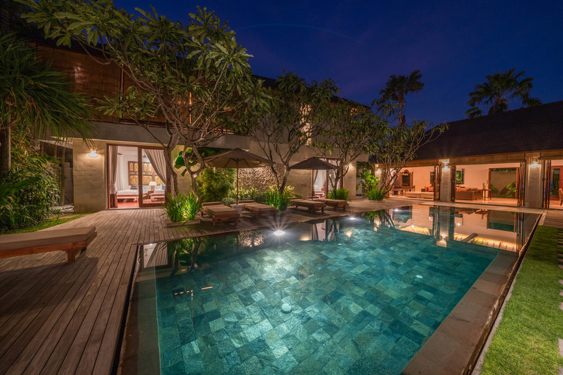 The Complete Guide to Renting Your Exclusive Holiday Villa in Kabupaten Badung with Private Pool and Fully Staffed, Bali Villa 2113, Kuta Utara, Indonesia