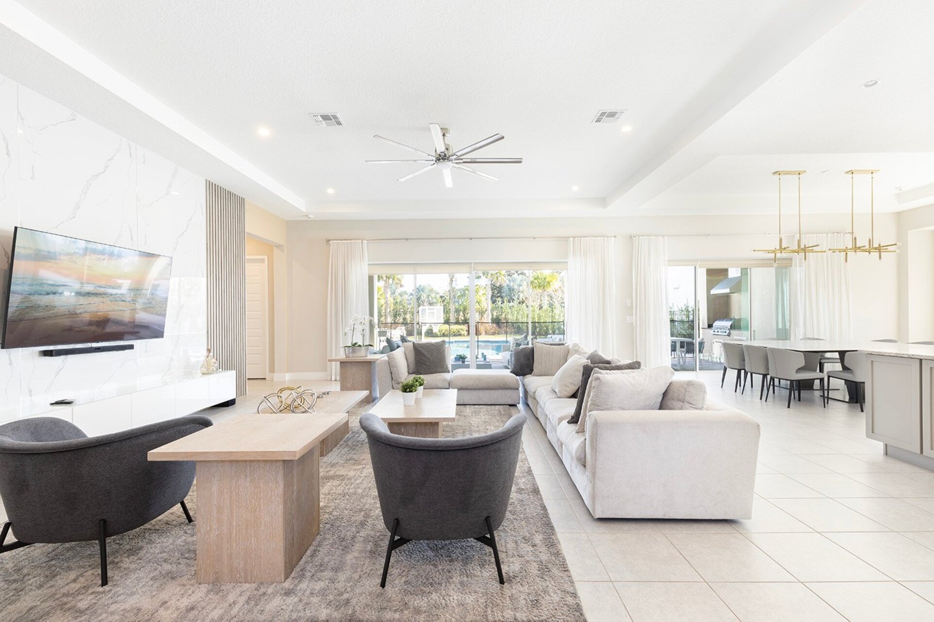 5 Star Villa Aurelius – A Golden Grand Residence