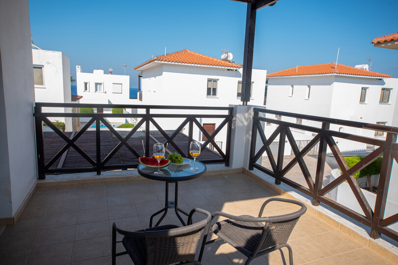 Renting a Luxury 3BR Beach Villa, Famagusta Villa 1020