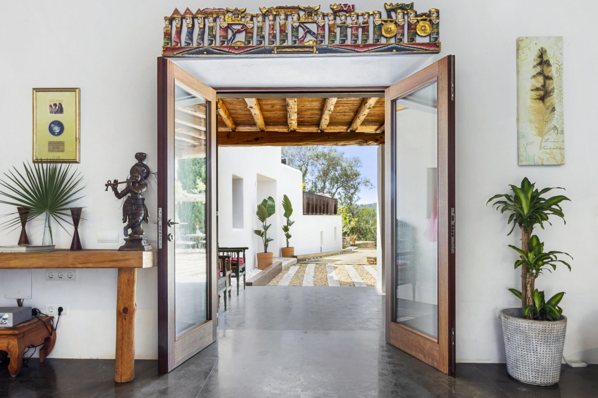 5 Star Villa Cel Blau – Luxurious Rural Hideaway
