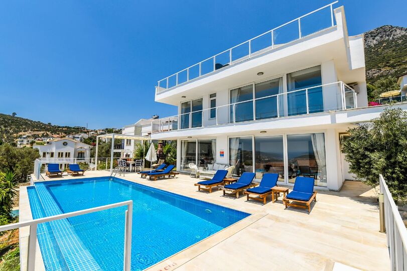 The Ultimate Villa with Stunning Views, Kalkan Villa 1072, Kalkan, Türkiye