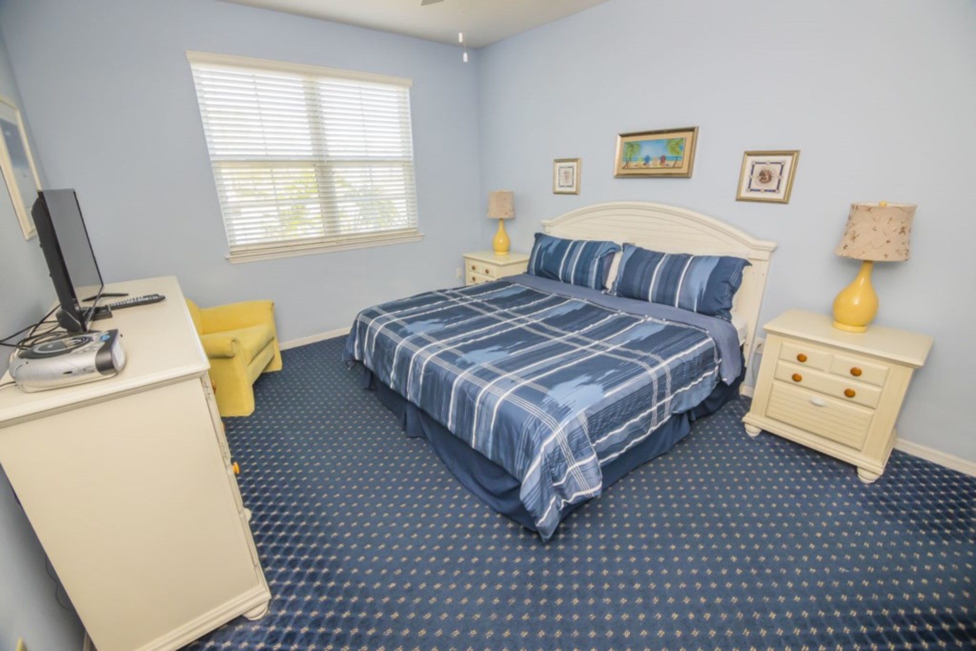 Luxury Condo with Fantastic Private Pool on Runaway Beach Club, Florida Condo 5978