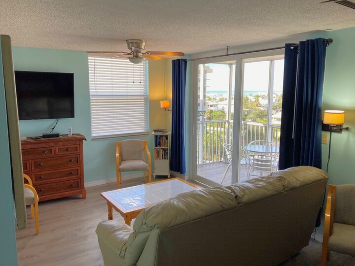 Exclusive Condo in One of most Prestigious Resorts, Bonita Beach, Florida Condo 5949