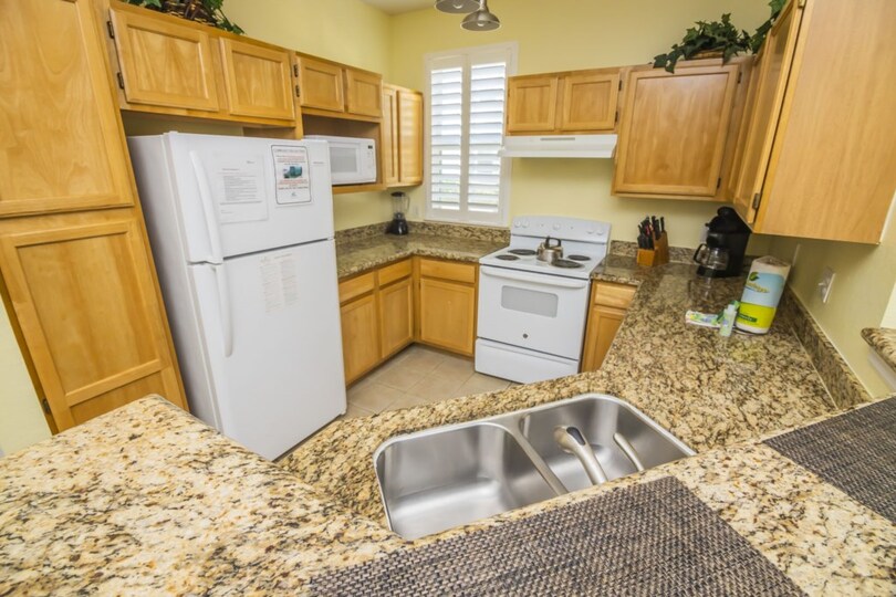 Exclusive Holiday Condo on Runaway Beach Club, minutes from Disney, Florida Condo 5986