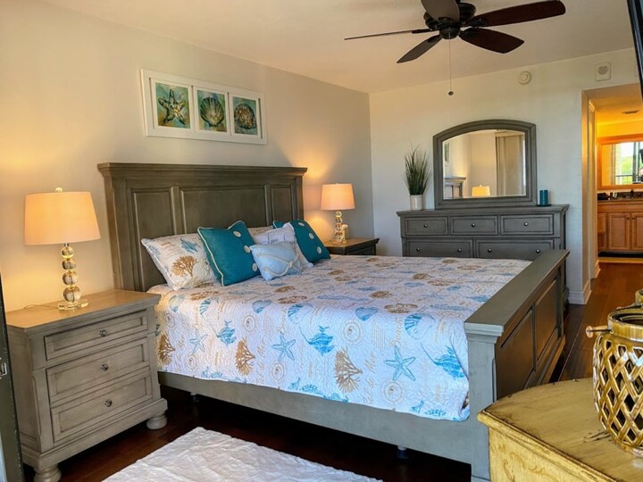 Exclusive Condo in One of Prestigious Resorts, Sea Isles, Florida Condo 5957