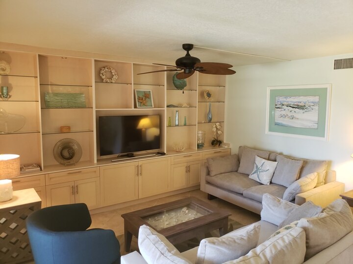 Exclusive Condo in One of most Prestigious Resorts, Bonita Beach, Florida Condo 5966
