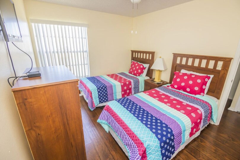 5 Star Condo on Sweetwater Club Condo, Florida Condo 6010