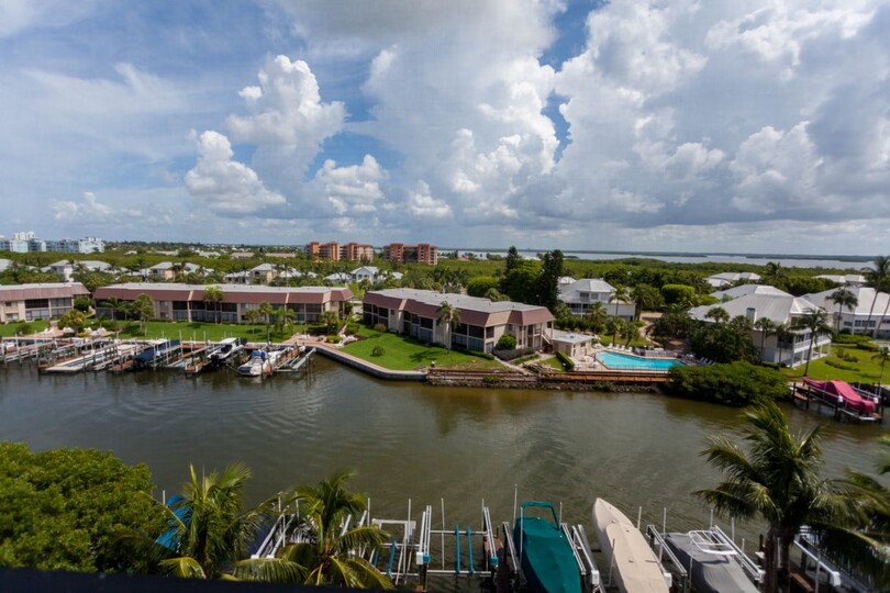 Luxury Contemporary Style Condo on Hibiscus Point, Florida Condo 5933