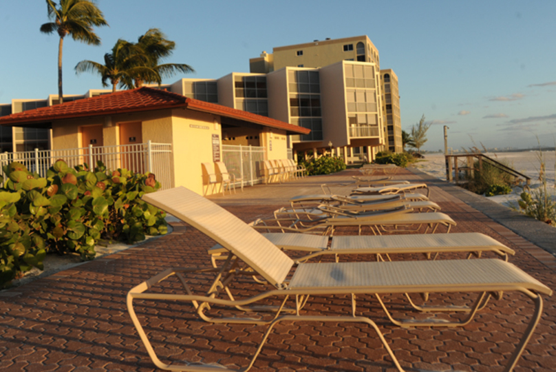 The Ultimate 2 Bedroom Condo on Dolphin Way, Florida Condo 5935