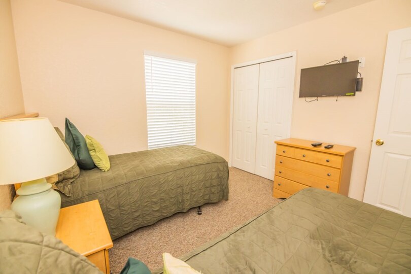 5 Star Townhouse in one of the most Prestigious Areas in Regal Palms Resort, Florida Townhouse 4070