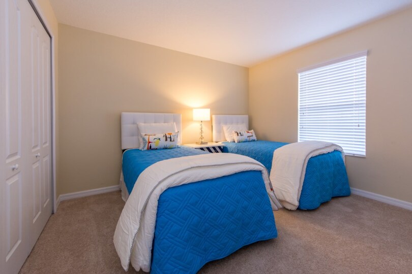 Exclusive Townhouse in One of most Prestigious Resorts, Storey Lake Resort, Florida Townhouse 4086