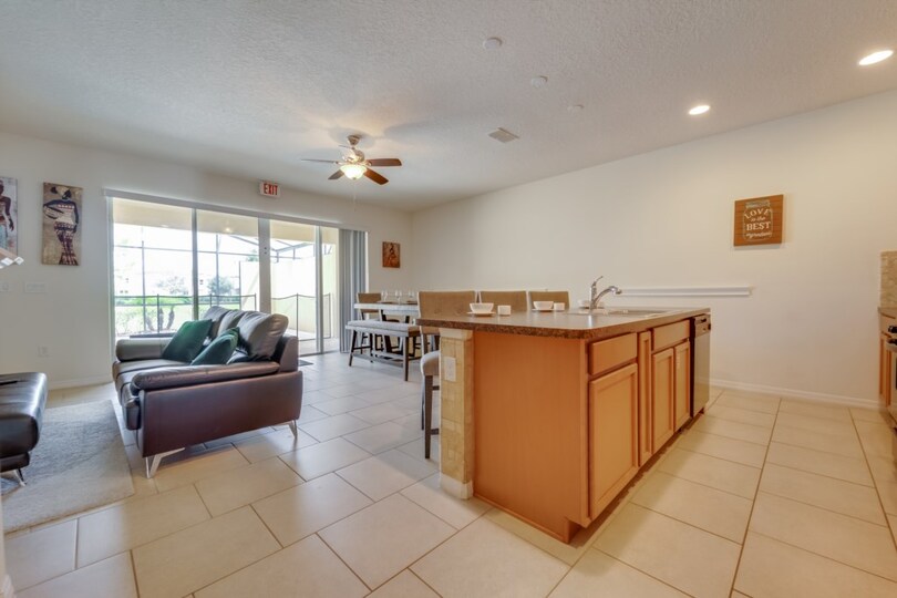 Exclusive Holiday Townhome on Solterra Resort, minutes from Disney, Florida Townhome 6083