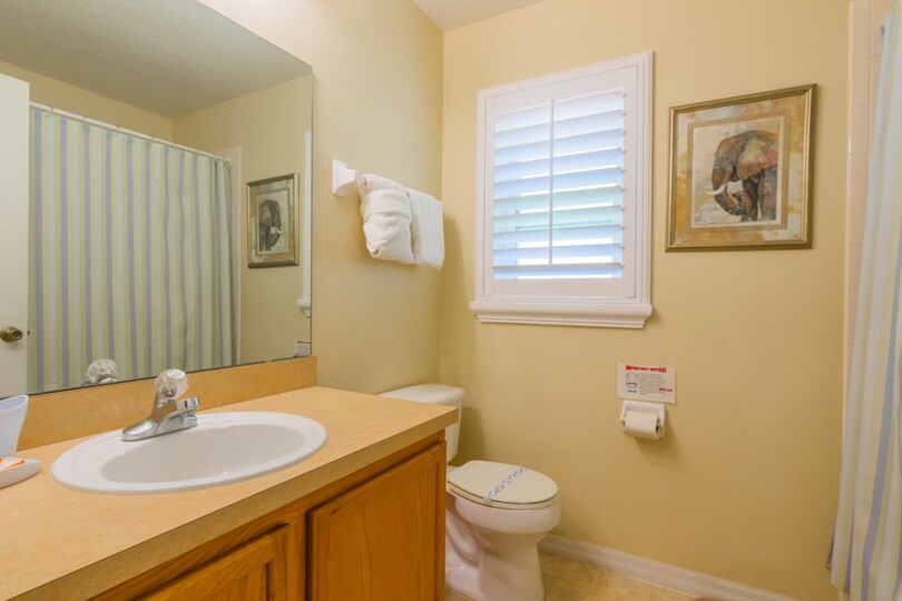 Exclusive Holiday Villa on Sunrise Lakes vacation, minutes from Disney, Florida Villa 5970