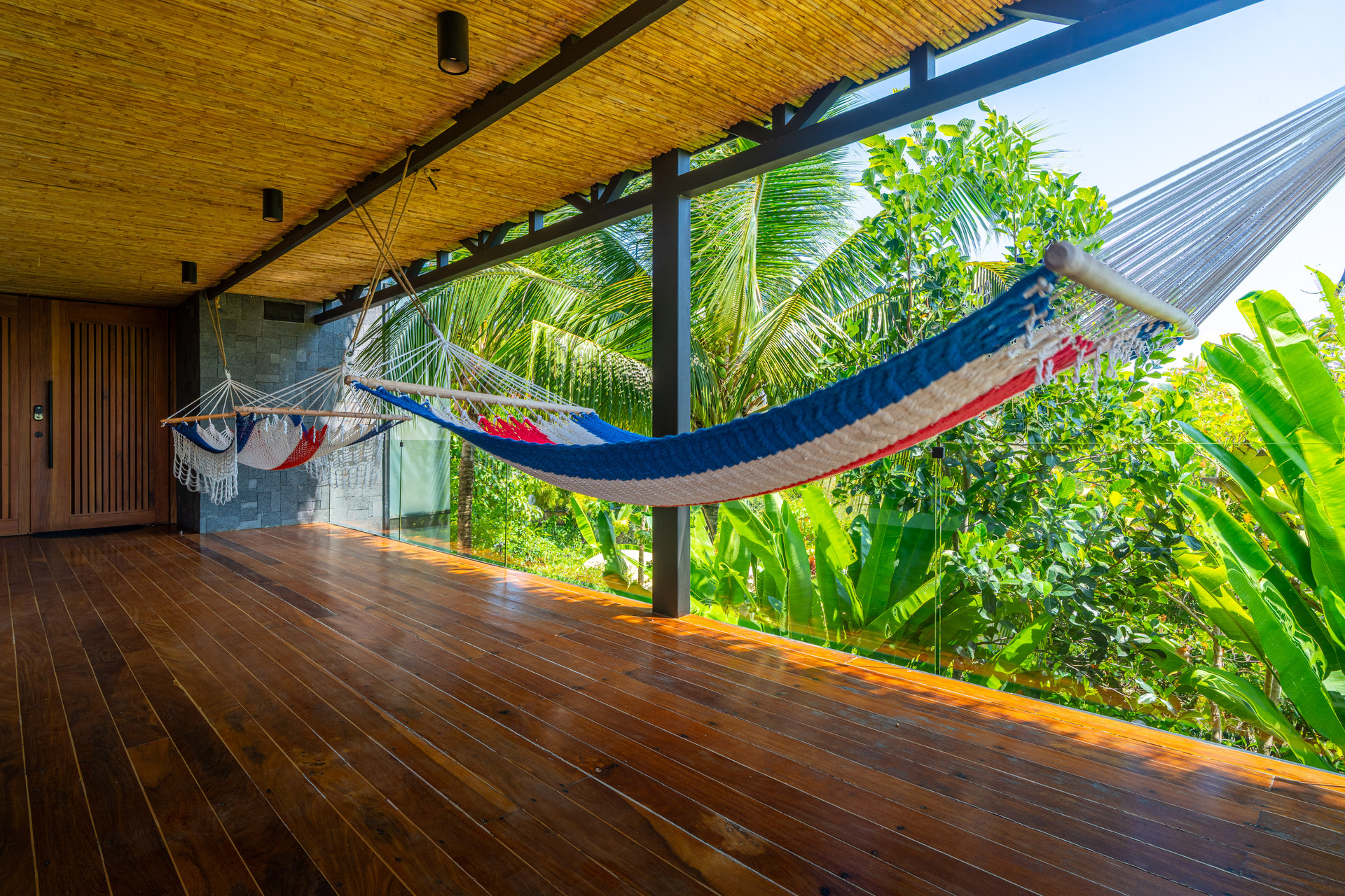 5 Star Stealing Time – Rejuvenating Serenity