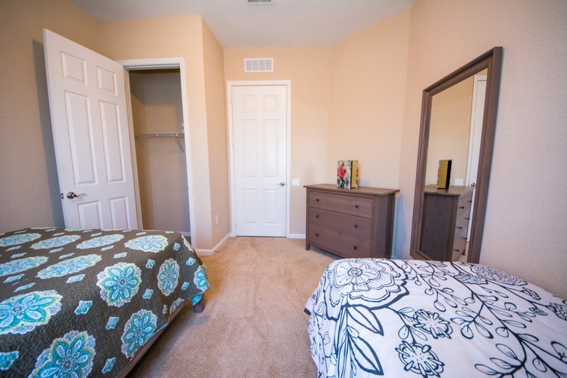 The Ultimate 4 Bedroom Apartment on Orange County, Florida Apartment 6180