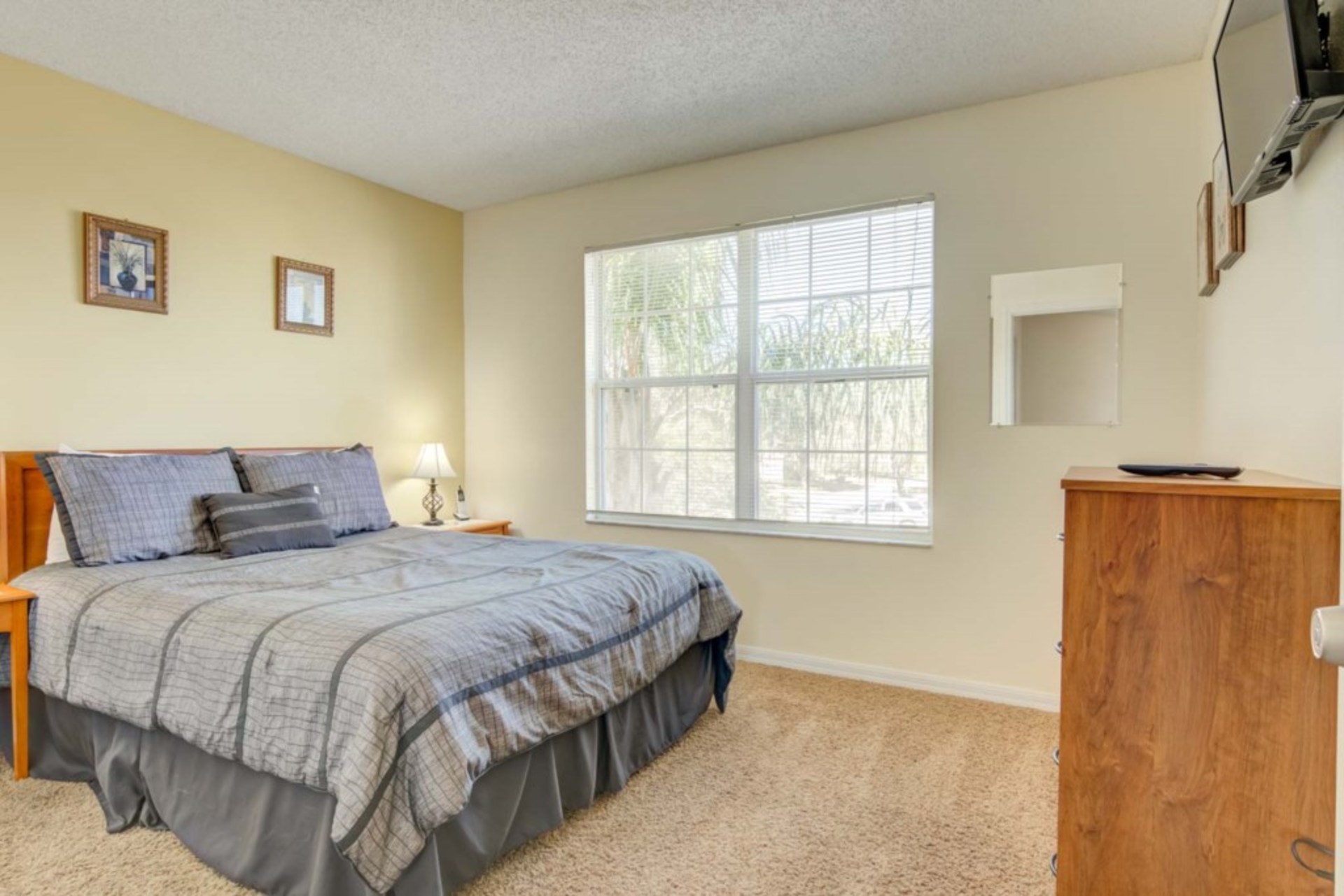 5 Star Villa in one of the most Prestigious Areas, Southern Dunes Golf Club, Florida Villa 6206