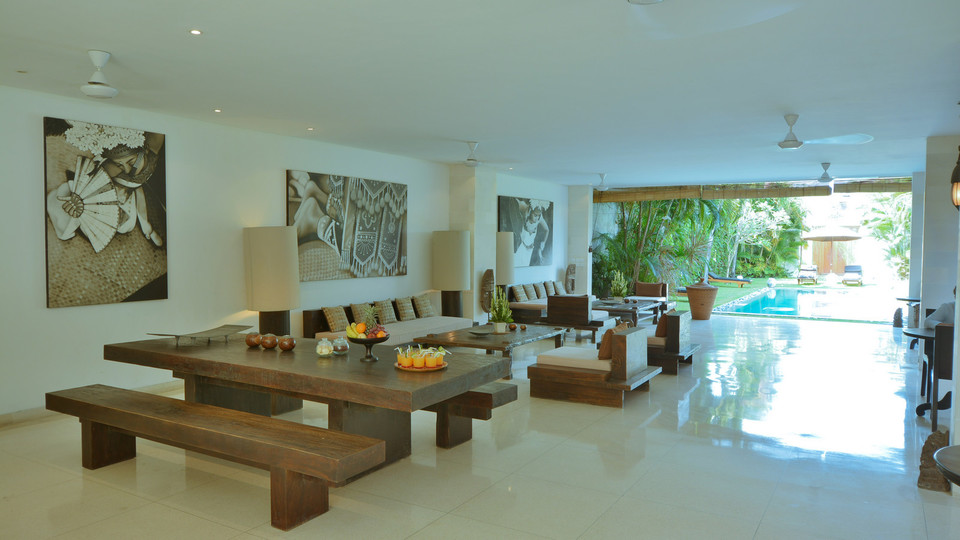 Amazing 5 Star Villa With 2 Relaxing Pools , Bali Villa 2136