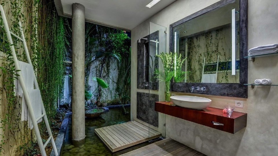 Beautiful Villa with Private Pool & Sunny Environment, Bali Villa 2138