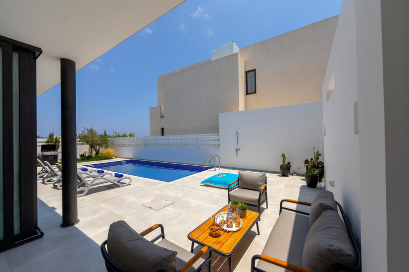 Luxury Home with Private Pool, Protaras Villa 1026