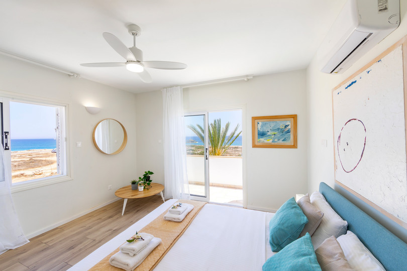 Beachfront Protaras Villa 1031