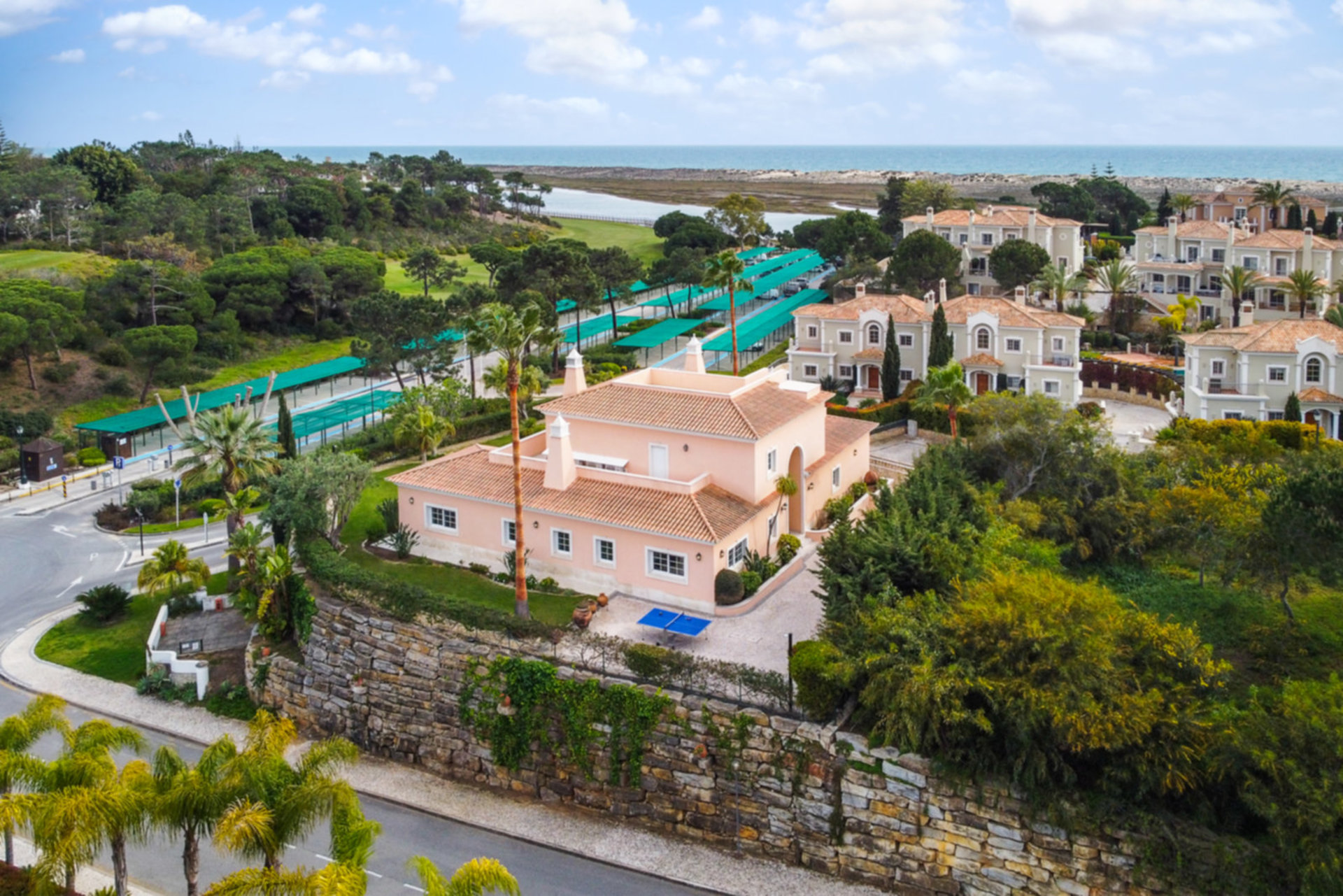5 Star Villa Gigi – Premium Villa with Panoramic Views