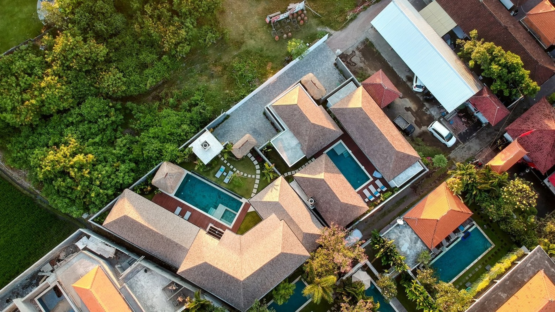 Luxurious 4BR Villa with Pool, Bali Villa 2206