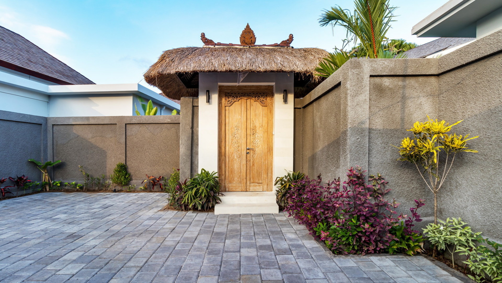 Luxurious 4BR Villa with Pool, Bali Villa 2206