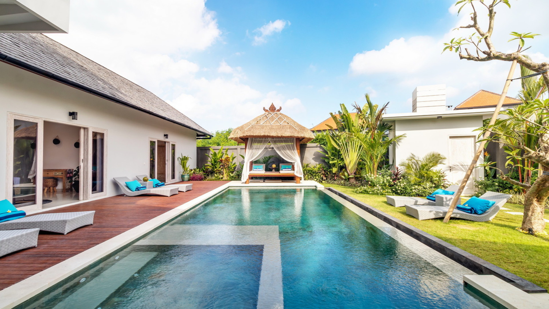 Charming 7BR Villa W/ Pool & Balcony in Bali, Bali villa 2206