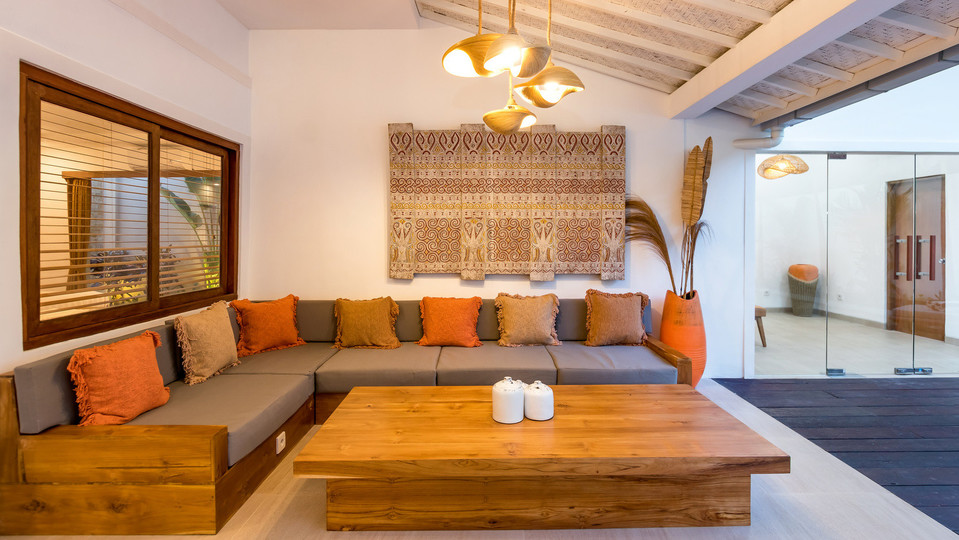 Amazing 4BR Villa With Pool in Bali, Bali Villa 2211