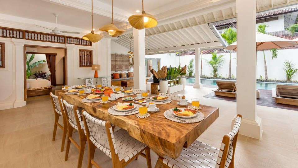 Wonderful 4BR Villa with Pool, Bali Villa 2212