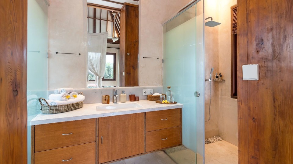 Amazing 4BR Villa With Pool, Bali Villa 2217