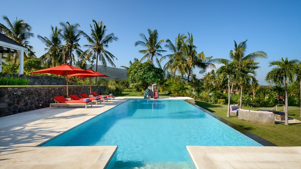 Lovely 3BR Villa W/ Amazing Pool & Sea views, Bali Villa 2235, Lovina, Indonesia