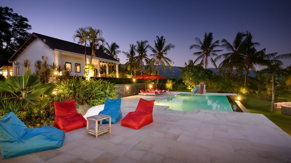 Lovely 3BR Villa W/ Amazing Pool & Sea views, Bali Villa 2235