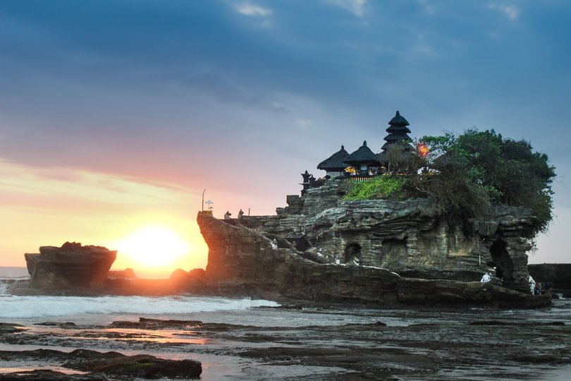 Lovely 3BR Villa W/ Amazing Pool & Sea views, Bali Villa 2235