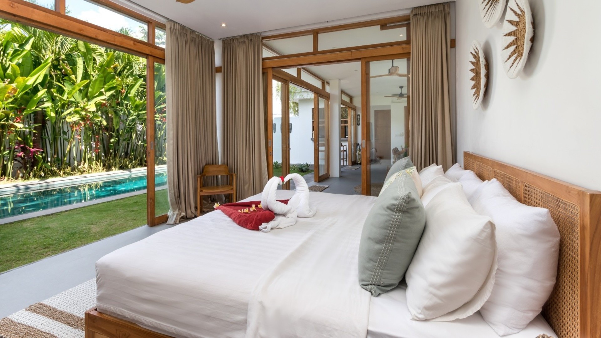 Enjoy Fully Equipped 4BR Villa W/ Pool & Garden, Bali Villa 2236