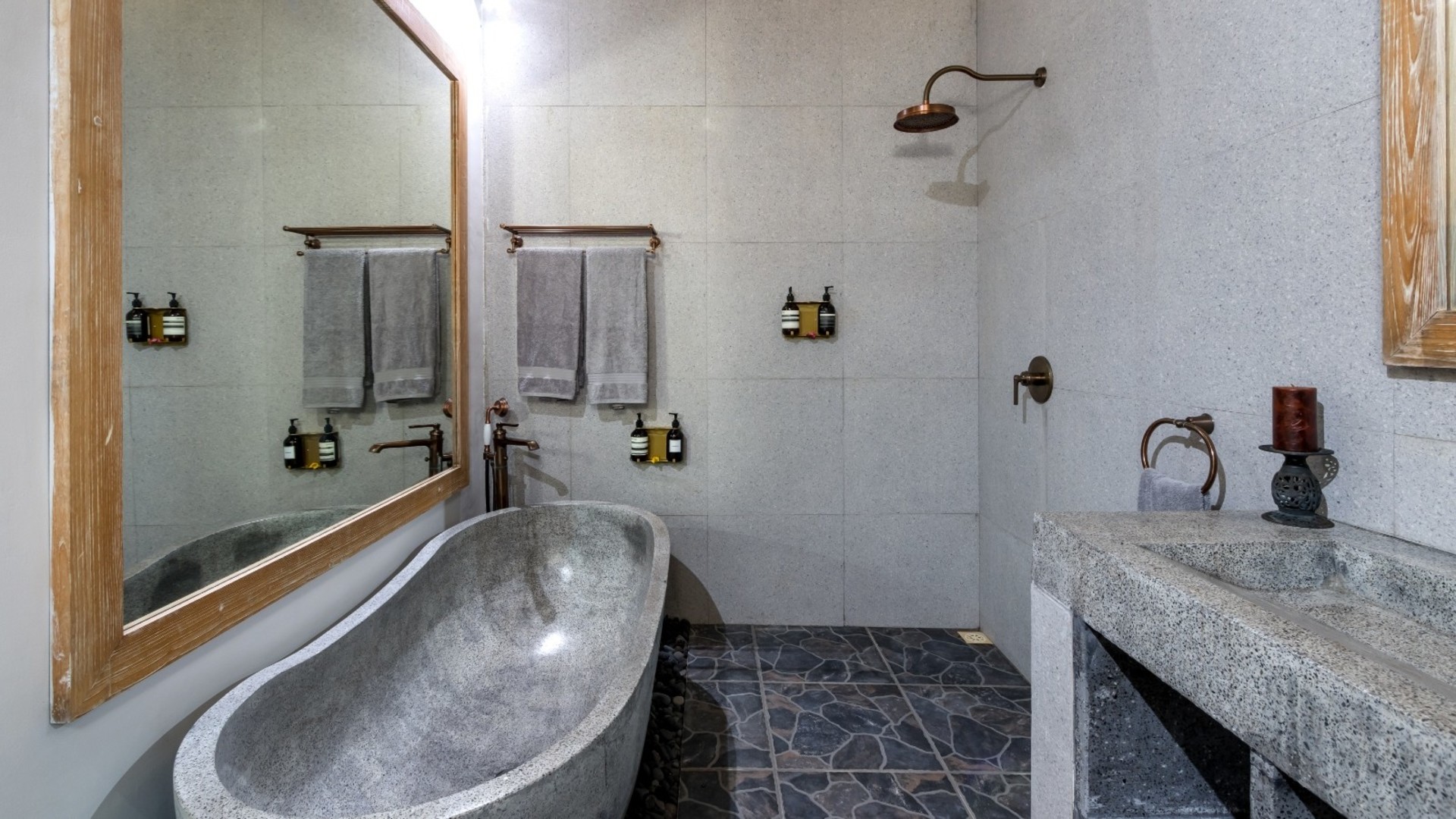 Renovated 3BR Villa W/ Pool - Perfect for Couples , Bali Villa 2237
