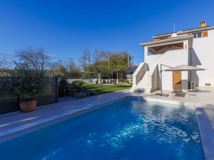 Stunning 2 Bedroom Villa in Cambarelici City, 1142, Cambarelici, Croatia