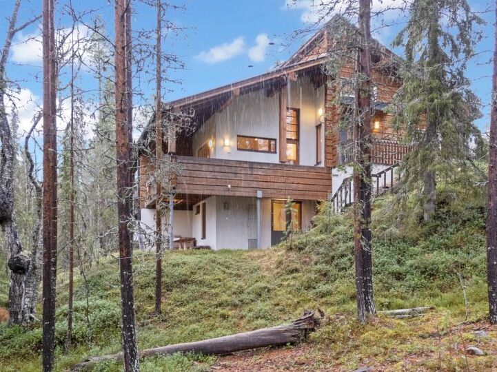 Exclusive Home in Perfect Location, Salla 1284, Salla, Finland