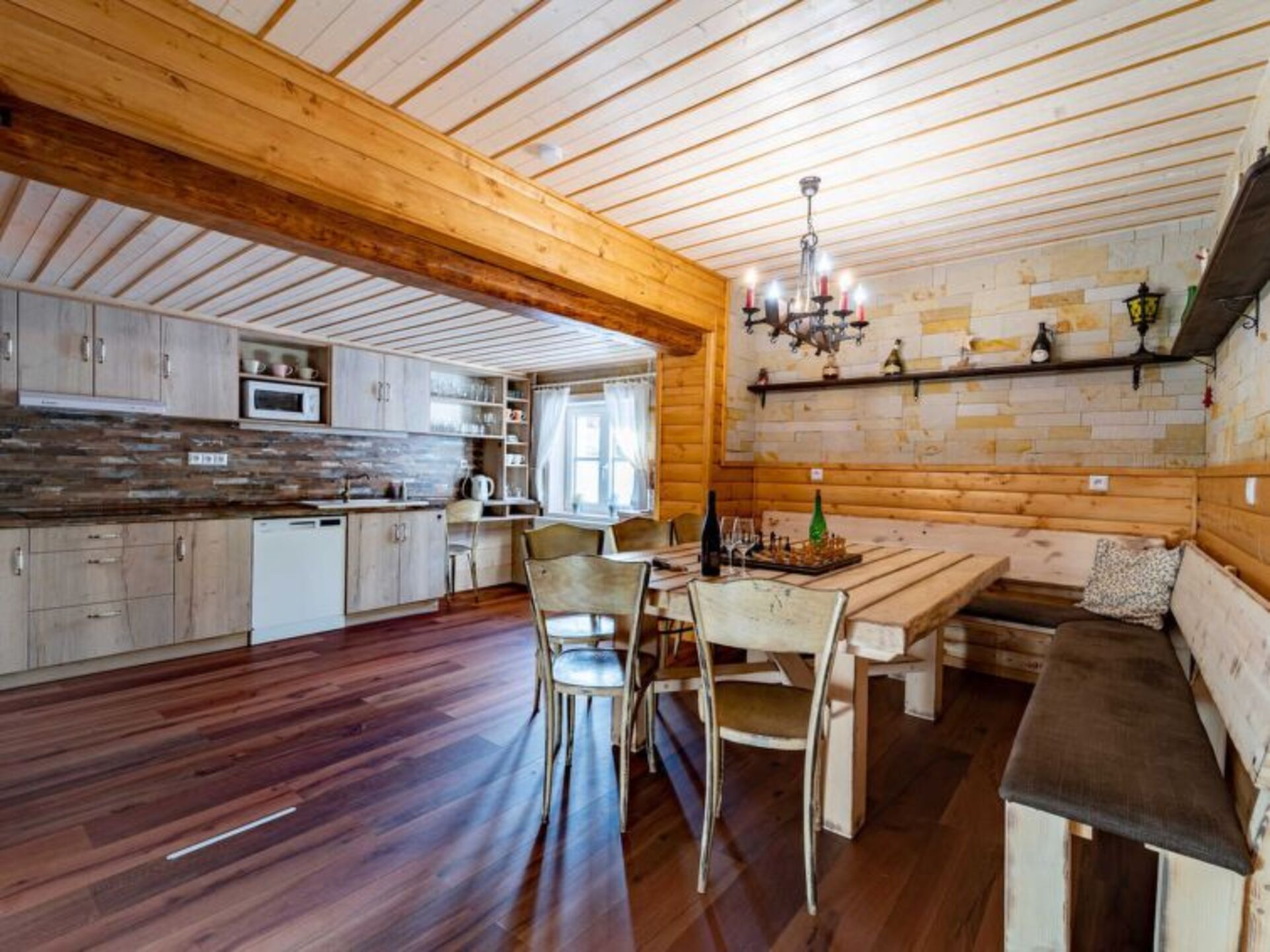 Kitchen / Dining Room