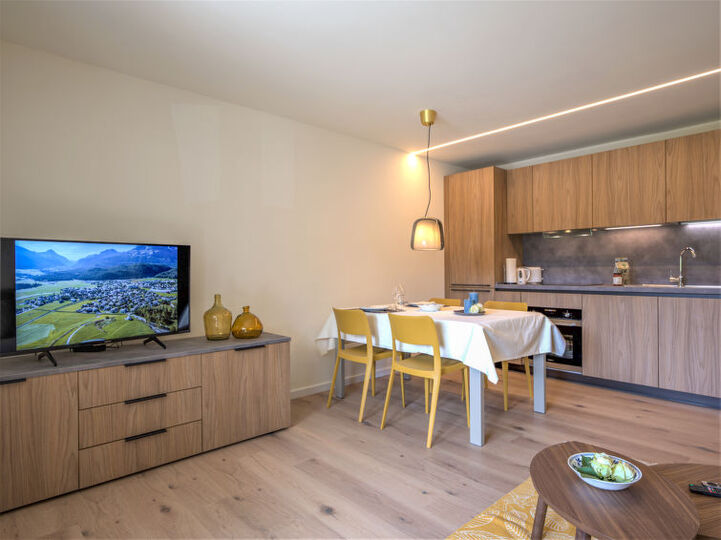 Luxurious 1BR Villa Retreat in Graubünden, Graubünden Apartment 1105, Celerina/Schlarigna, Switzerland