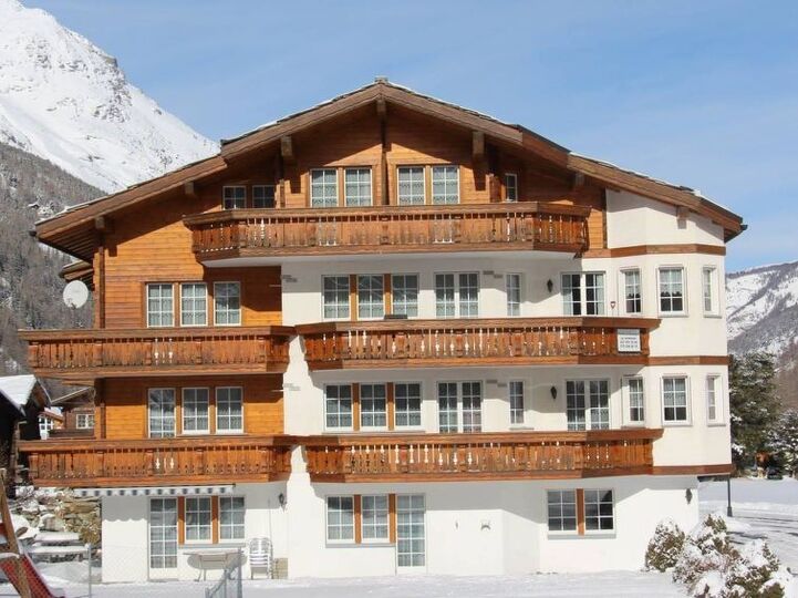 Cozy 1 Bedroom Villa in Saas-Grund, 1261, Saas-Grund, Switzerland