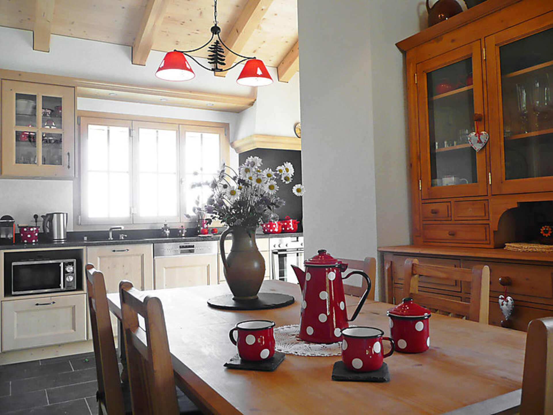 Kitchen / Dining Room