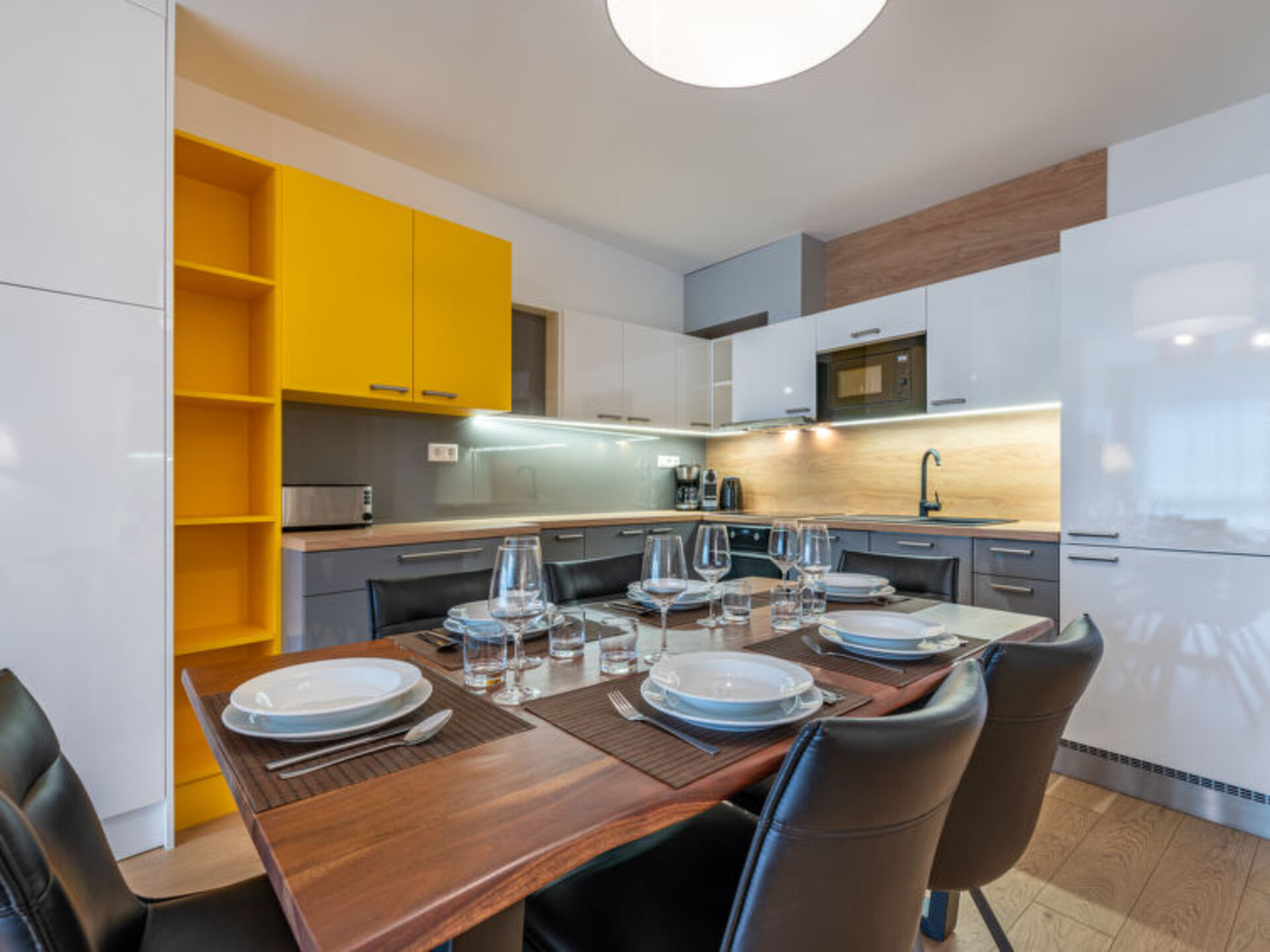 Kitchen / Dining Room