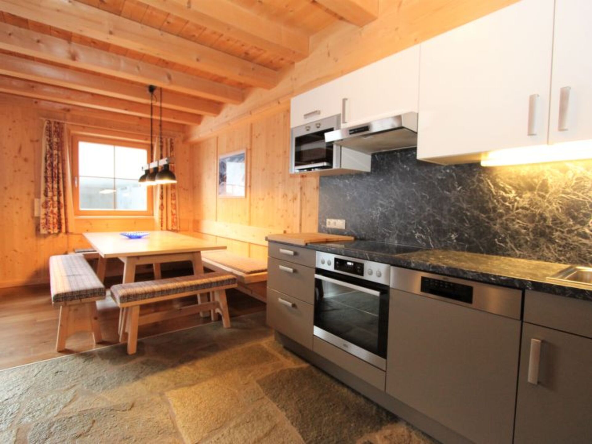 Kitchen / Dining Room