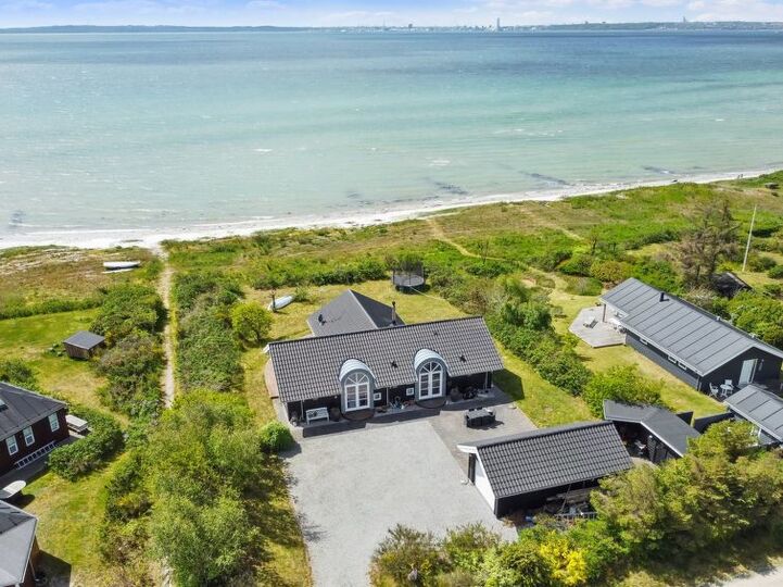 Luxury Home, Idyllic Location, Knebel 1032, Knebel, Denmark