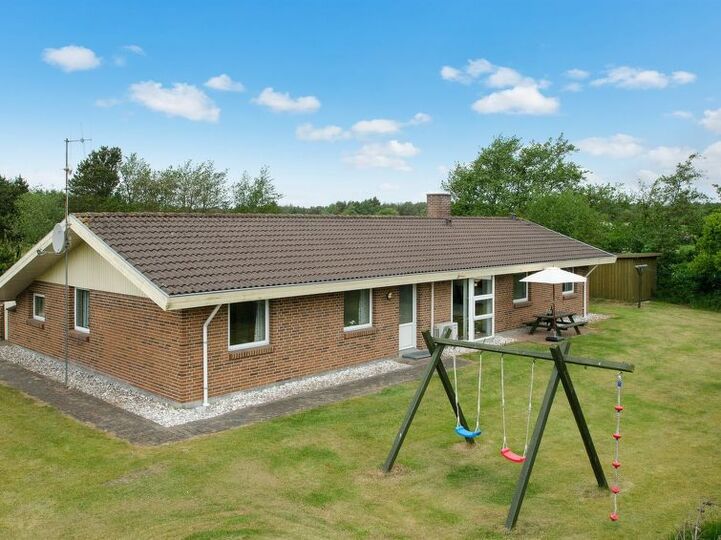 Exclusive Home in Perfect Location, Blåvand 1067, Blåvand, Denmark