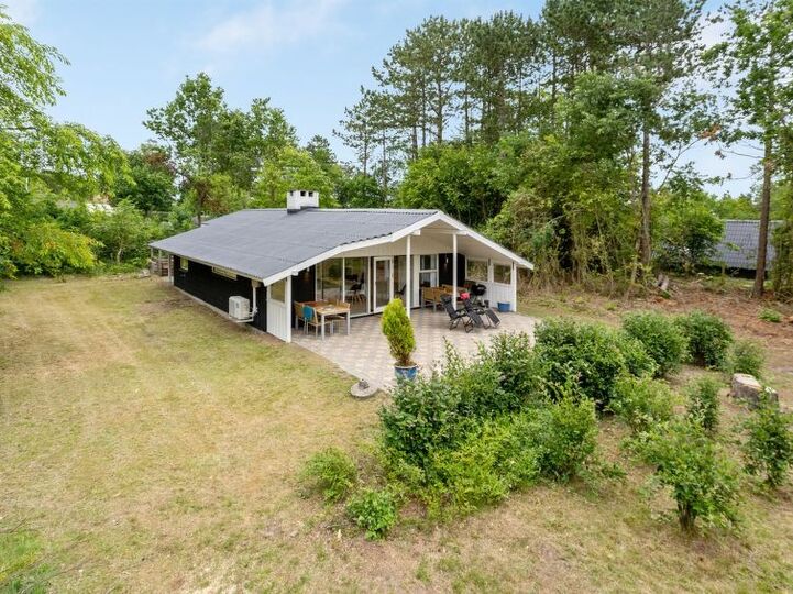 Luxury Home, Idyllic Location, Grenaa 1028, Grenaa, Denmark