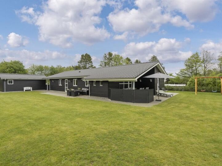 Exclusive Home in Perfect Location, Oksbøl 1078, Oksbøl, Denmark